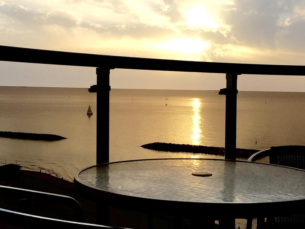 Raphael Apartments Herzliya Экстерьер фото