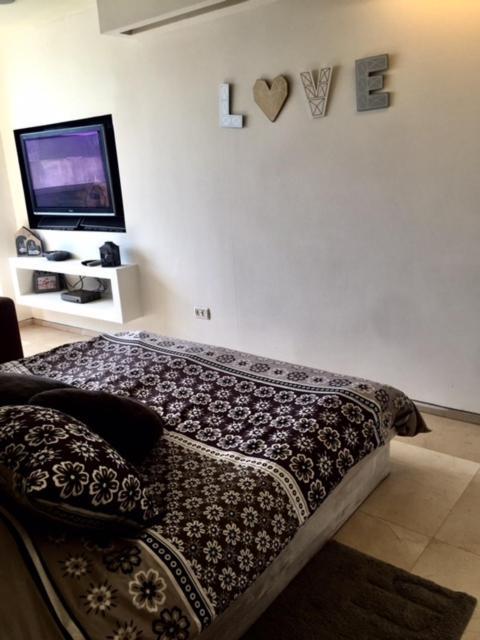 Raphael Apartments Herzliya Экстерьер фото